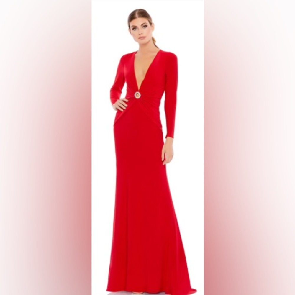 *Mac Duggal Gathered Pearl Long Sleeve Keyhole Gown Size 14